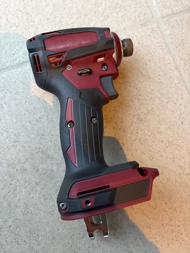 マキタ18vインパクトドライバー
