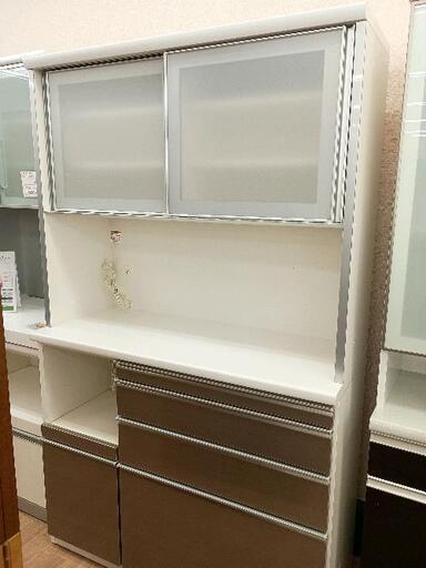 0611-027 ★リユースのサカイ春日部店★松田家具　食器棚　シルバー