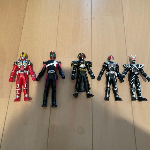 仮面ライダーフィギュア色々 (ヒロ) 大久保のフィギュアの中古あげます