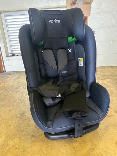 Aprica チャイルドシート