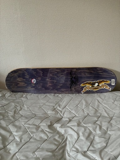 ANTI HERO SKATEBOARDS 7.3インチ　デッキ
