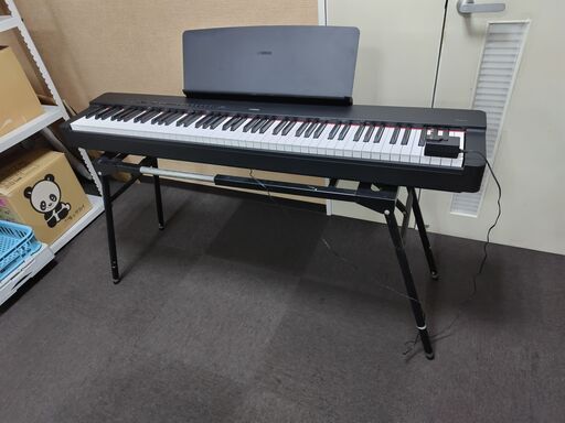 引渡協議中【2023年製/動作OK/配送可】YAMAHA 電子ピアノ P-225B コンパクトな88鍵盤 キーボードスタンド・ペダル付