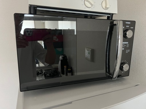 キッチン家電 新品同様の冷蔵庫 電子レンジとトースターのおまけ付き