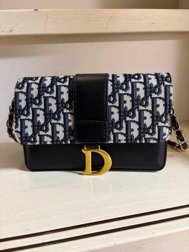 Diorﾁｪｰﾝショルダーバッグ