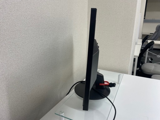 Lenovo ディスプレイ