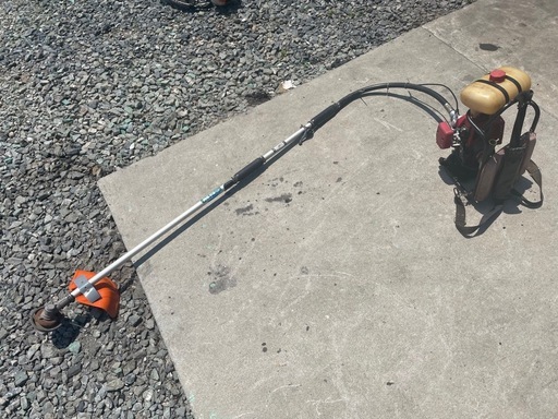 ☆売れました★☆★TIGER 背負式エンジン草刈機　カルソーネライト　　タイガー
