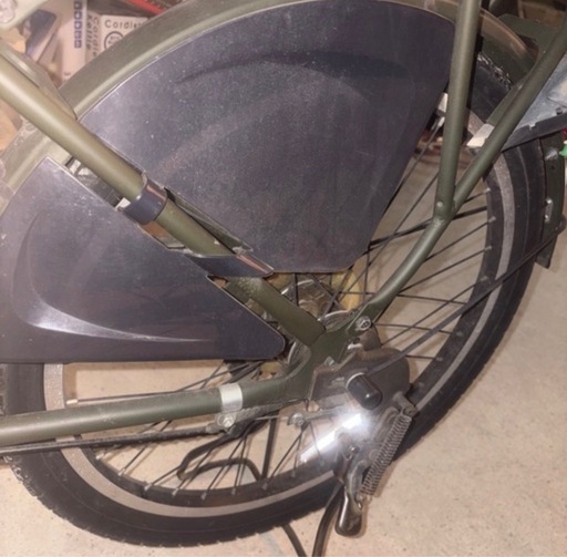 自転車 ママチャリ pateo  22inch 黒 パンクしてます 