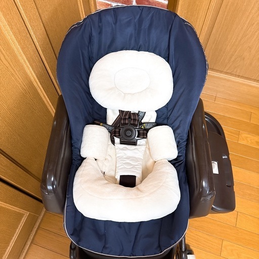 最上級モデル コンビネムリラAUTOSWING BEDi PlusClassic電動ハイローチェア　赤ちゃん　新生児　出産準備　ベビー