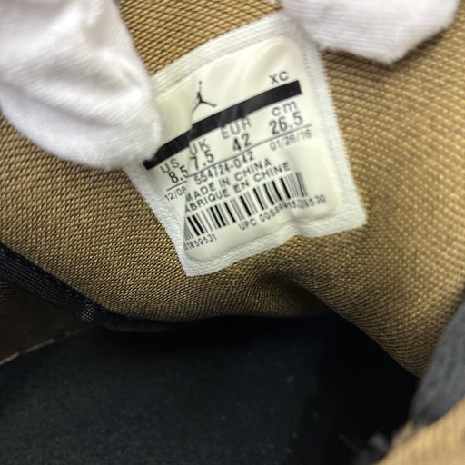NIKEｴｱｼﾞｮｰﾀﾞﾝ1 ﾚﾄﾛ MIDBLACK　GOLD26.5cm