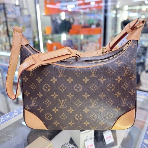 ☆ドリーム荒牧店☆ LOUIS VUITTON  ブローニュ30 M51265