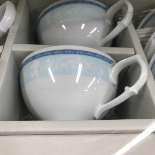ジャングルジャングル貝塚店　NORITAKE  碗皿揃え　食器　白　ホワイト　水色　カップ　お皿　スヌーピー　可愛い　オシャレ　未使用