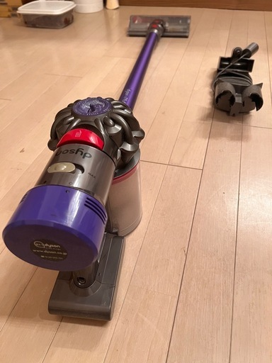 ジャンク品】ダイソン掃除機 (ぐーちゃん) 六本木の家電の中古あげます
