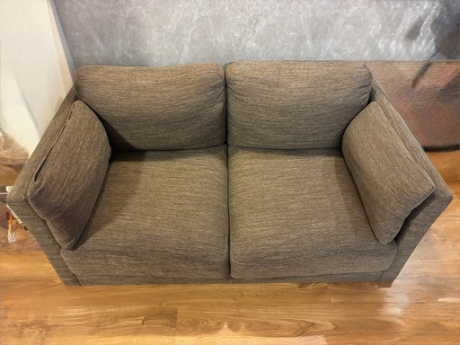 ソファ　取引先決定しました