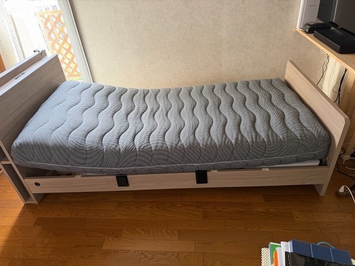 本日お取引中　最終値下げ！美品　ニトリ　2モーター　シングルベッド