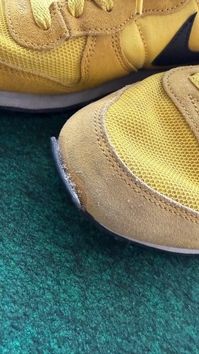 NIKEスニーカー イエロー
