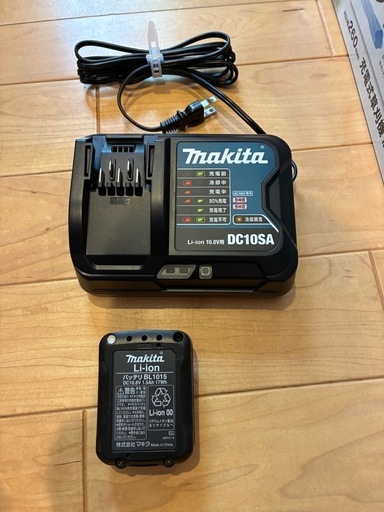 マキタ 草刈機 バッテリー付 お話し中 マキタ（makita） 充電式草刈機 