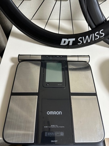 OMRON 体組成計 本体 ブラック