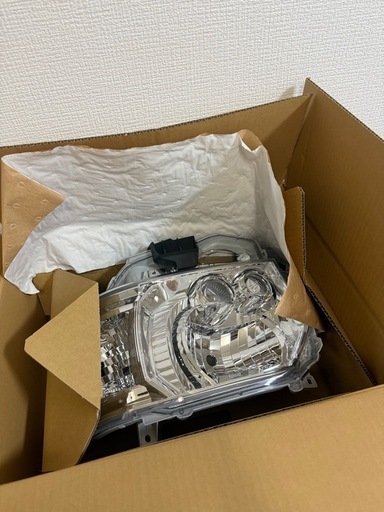 【新品】TOYOTA/ハイエースワイド200系/助手席側ヘッドライト