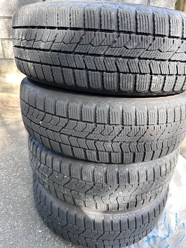 タイヤ　スタッドレス　トヨタ　タンク　　