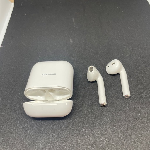 AirPods