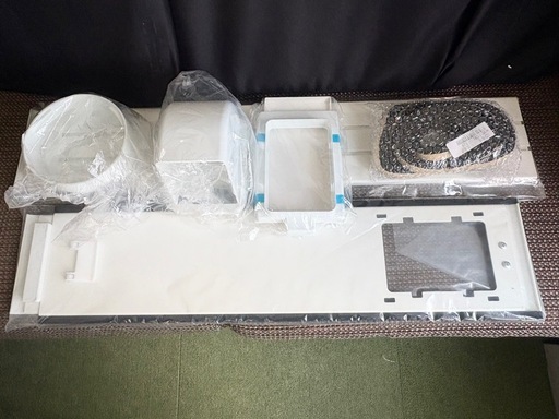 新品　未使用　アイリスオーヤマ　ポータブルクーラー用　窓パネル　塗装ブース