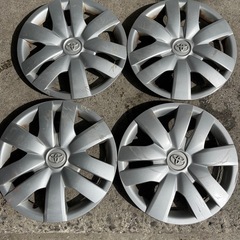 GOODYEAR ICE NAVI7 165/70R14のスタッドレスタイヤ4本セットの画像