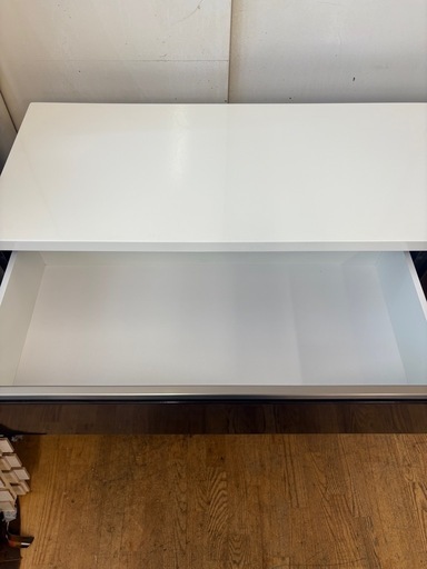 ジモティー特別価格? N1420★キッチンカウンター★キッチンボード★食器棚★幅1295mm