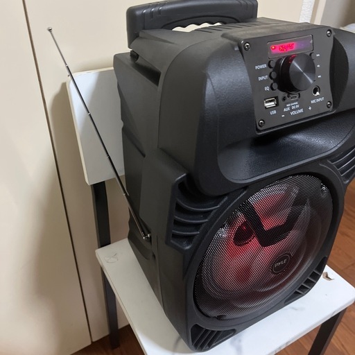 スピーカー　ブルトゥース　
充電式　　