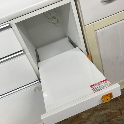 ジャングルジャングル貝塚店　ニトリ　レンジボード　レジューム　引き出し　3段　スライドテーブル　2枚扉　スライド　コード　コンセント　