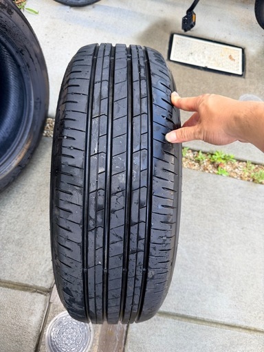 アルファード40系 18インチ タイヤ 4本セット 225/60R18