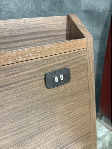 F1304 シングルベッド　チェストベット　収納付き　コンセント付き
