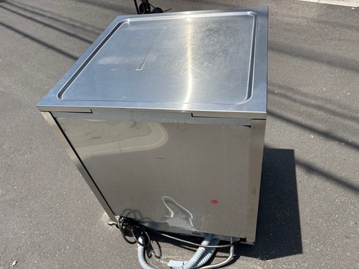 ■中古品 パナソニック業務用食器洗浄機 DW-UD44U-60Hz 2024年 100Ｖ 60Hz専用 アンダーカウンター 600ｘ6