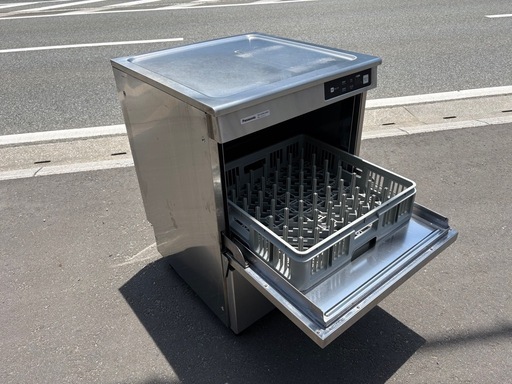 ■中古品 パナソニック業務用食器洗浄機 DW-UD44U-60Hz 2024年 100Ｖ 60Hz専用 アンダーカウンター 600ｘ6