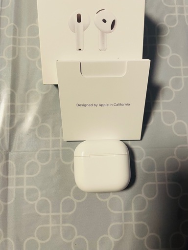 Apple AirPods 第4世代 ノイズキャンセリングモデルケース付属 オーディオ Apple AirPods 第4世代 ノイズキャンセリング非搭載iFace