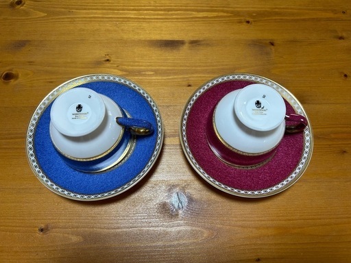 WEDGWOOD ティーカップ＆ソーサー ペアセット✨