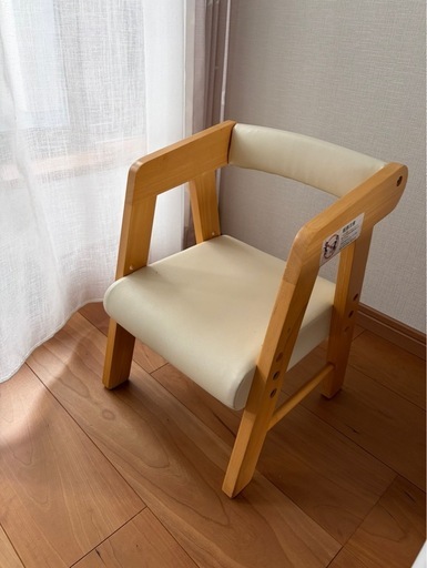 (Yさんお引き渡し予定)幼児用　木製の机と椅子 木製 キッズデスク ＋ キッズチェア 名入れ無料 1歳8カ月〜6歳頃まで 