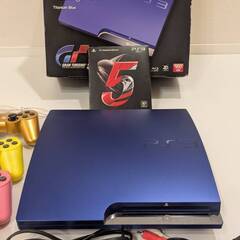 【起動確認済の美品・箱付き】PS3 グランツーリスモ5 レーシングパック タイタニウム・ブルー 豪華おまけ多数の画像