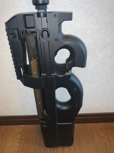 22日まで引取り限定　S&T   FN   P90