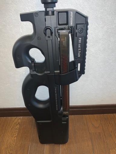 22日まで引取り限定　S&T   FN   P90