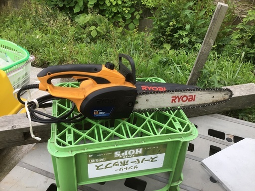 電動チェーンソー　中古 リョービ電動チェーンソー (hngsb895) 金沢の家庭用品《ガーデニング