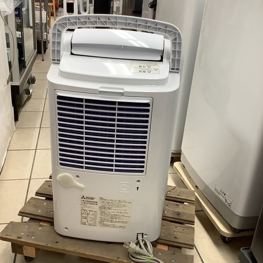 【美品】MITSUBISHI 三菱　衣類乾燥除湿機　除湿機　MJ-P180PX 2019年製