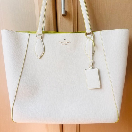 ♡最終値下げ♡未使用♡ kate spade トートバッグ ホワイトA4可 (MAYU 