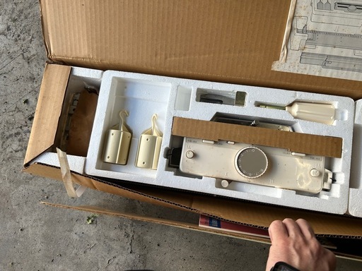 ブラザー ゴム編機 KR-840
