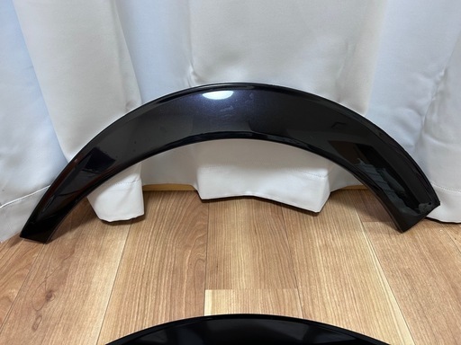 ハイエースバン　オーバーフェンダー
