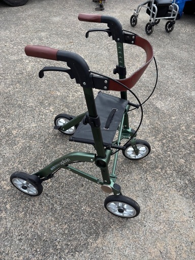 歩行車 歩行丸 (歩行車 歩行器 歩行補助）