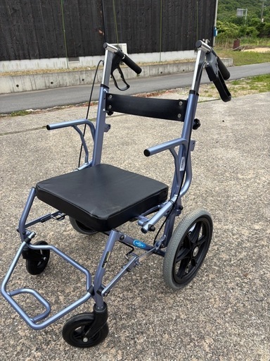 軽量車椅子｜車いす専門通販【車椅子販売センター】 車椅子