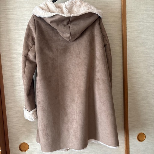 La Leia フェイクムートンコート (あこ) 東大宮のコート《レディース 
