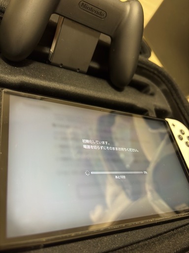 任天堂Switch有機el本体   持ち運びケース付き