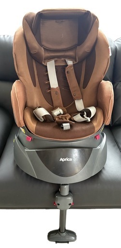 チャイルドシート　アップリカ フラディア ５０，７６０円
