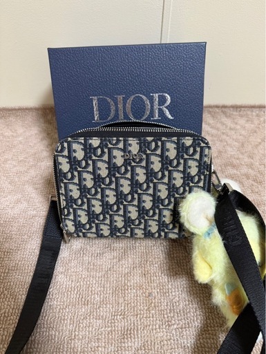 DIORのショルダーバッグ